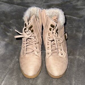 Mia Shoes Lace Up Boots in Light Brown
